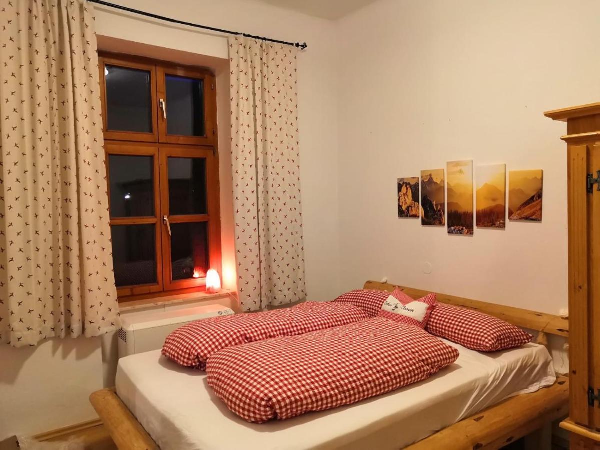 Ferienappartment Zum Gruenen Hirsch Бад Ишл Екстериор снимка
